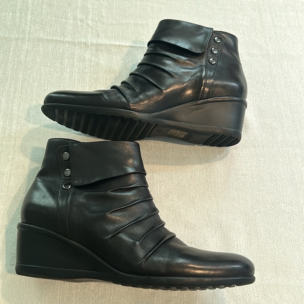 Regarde Le Ciel Stefany-278 Black Leather Ankle Boots